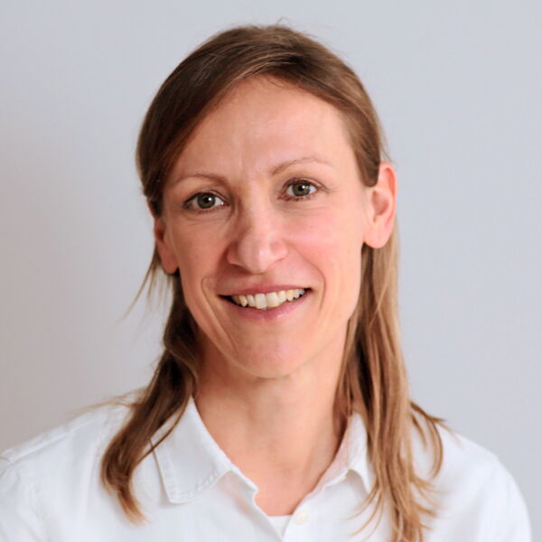 Porträt von Dr. med. Antje Kühn, Fachärztin für Gefäßchirurgie.